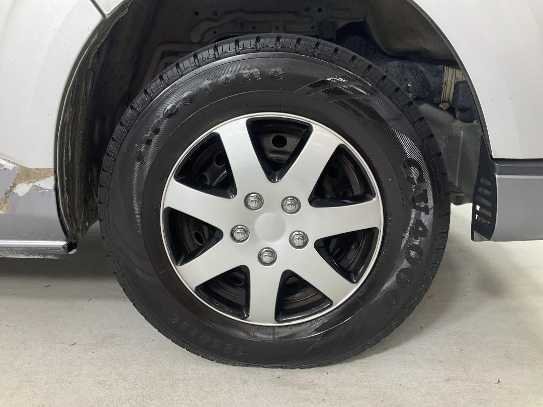 Photo '9' of Toyota Hiace