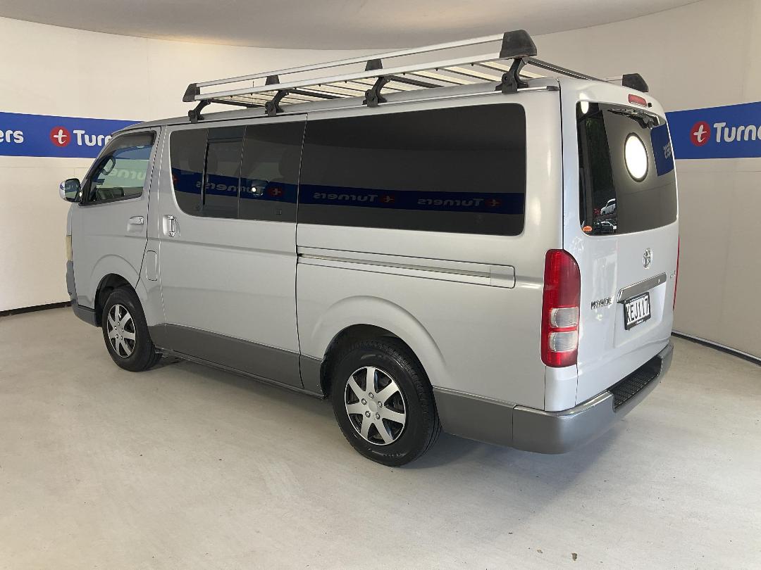 Photo '5' of Toyota Hiace