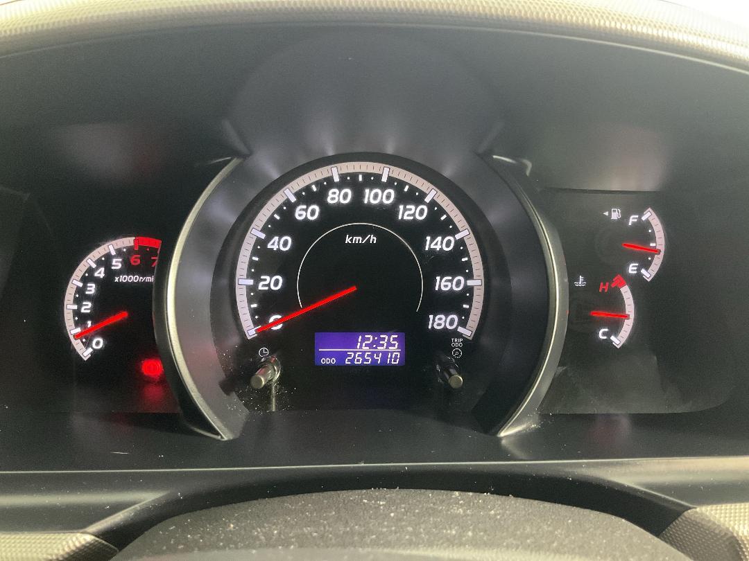 Photo '21' of Toyota Hiace