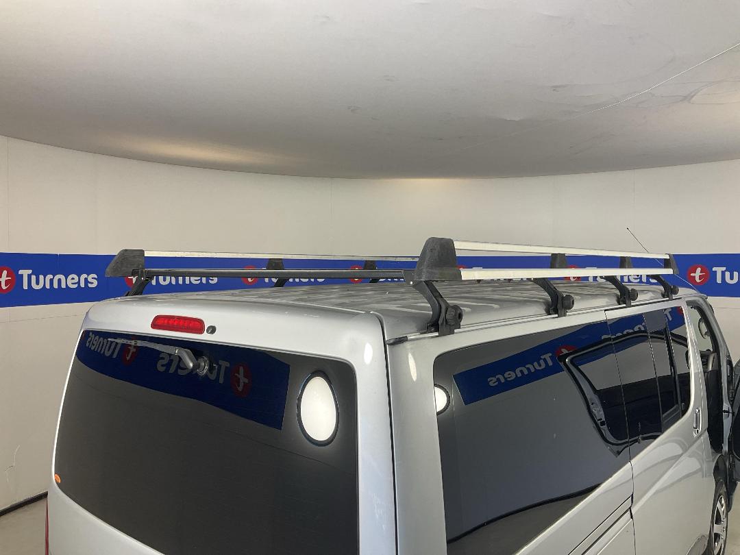 Photo '29' of Toyota Hiace