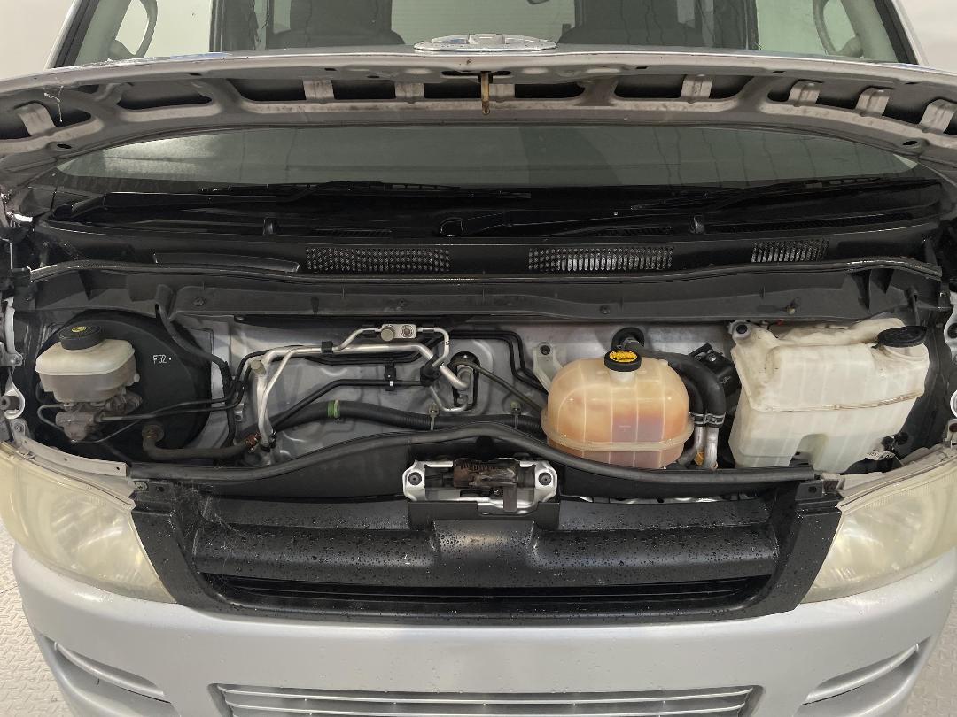 Photo '13' of Toyota Hiace