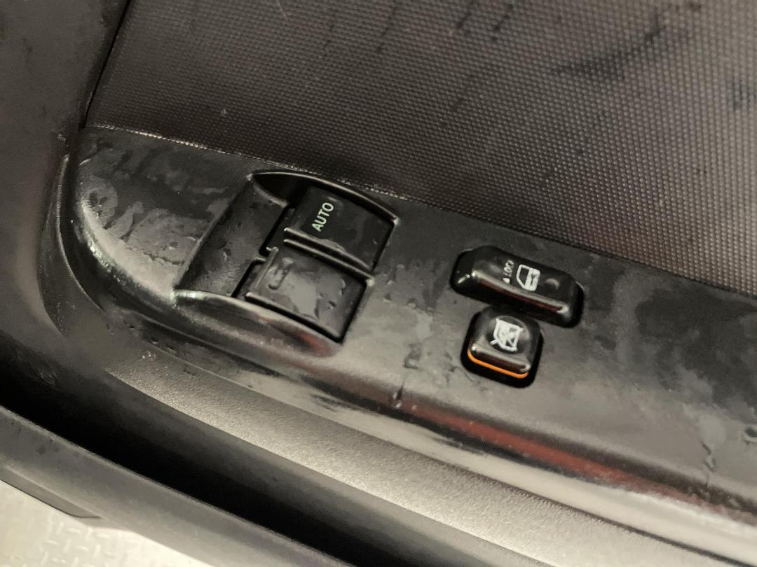 Photo '22' of Toyota Hiace