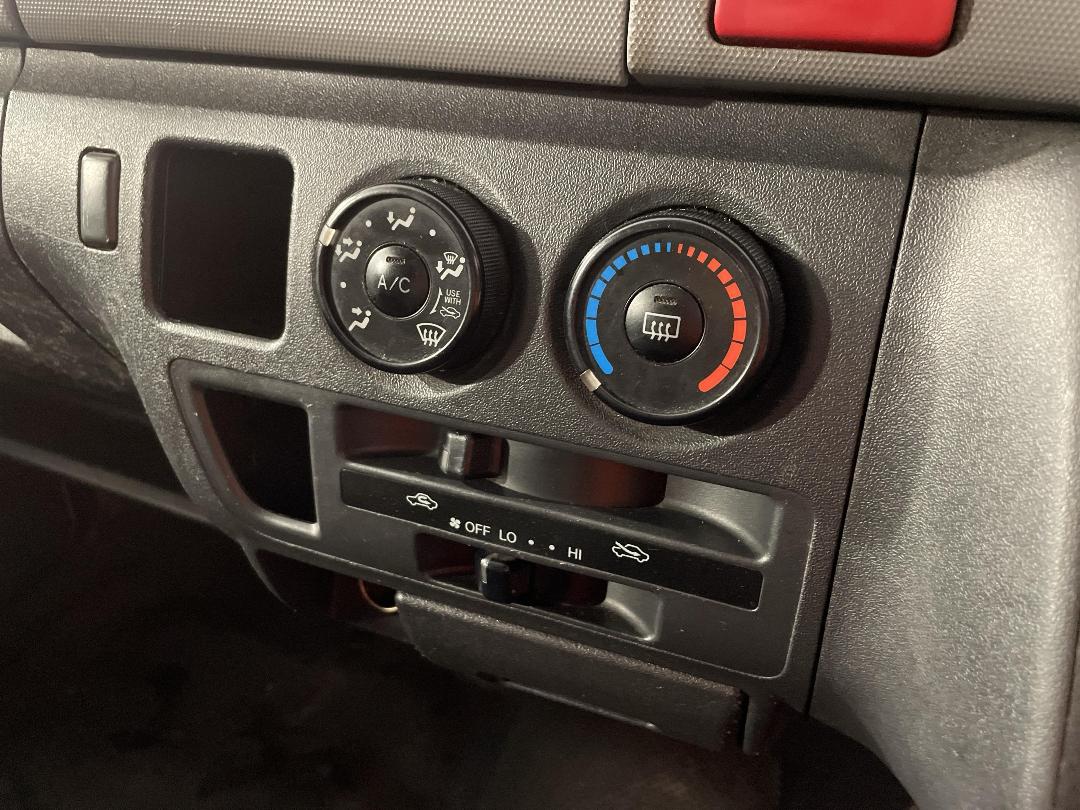 Photo '26' of Toyota Hiace