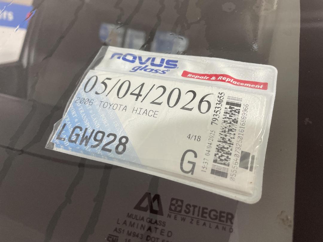 Photo '30' of Toyota Hiace