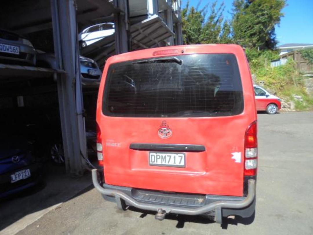 Photo '3' of Toyota Hiace ZL
