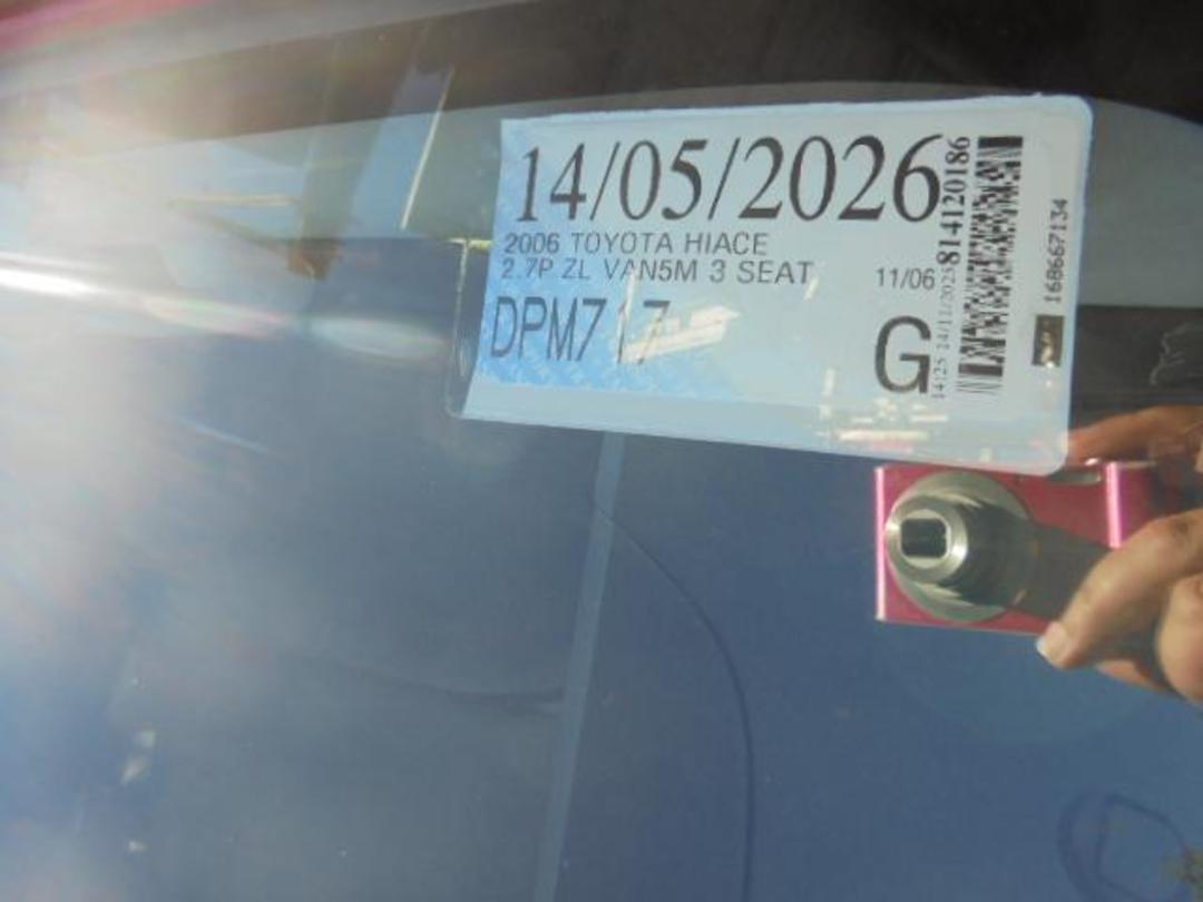 Photo '19' of Toyota Hiace ZL