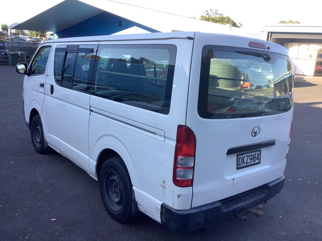 Photo '4' of Toyota Hiace Photo '4' of Toyota Hiace