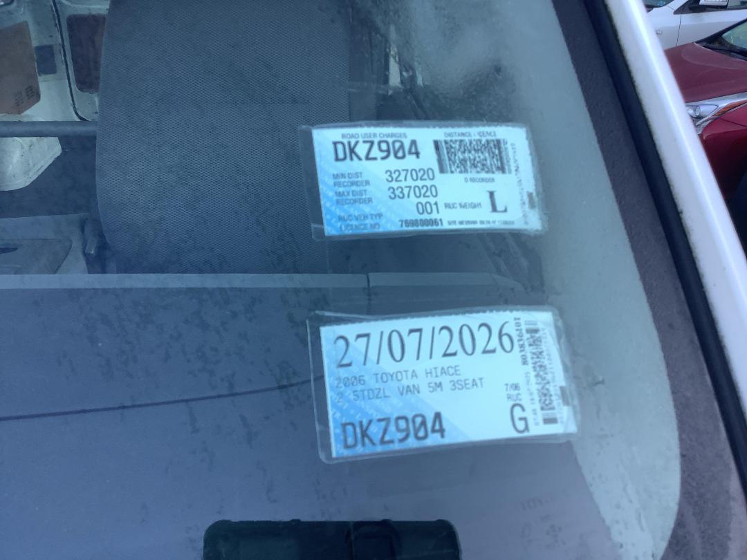 Photo '11' of Toyota Hiace Photo '11' of Toyota Hiace