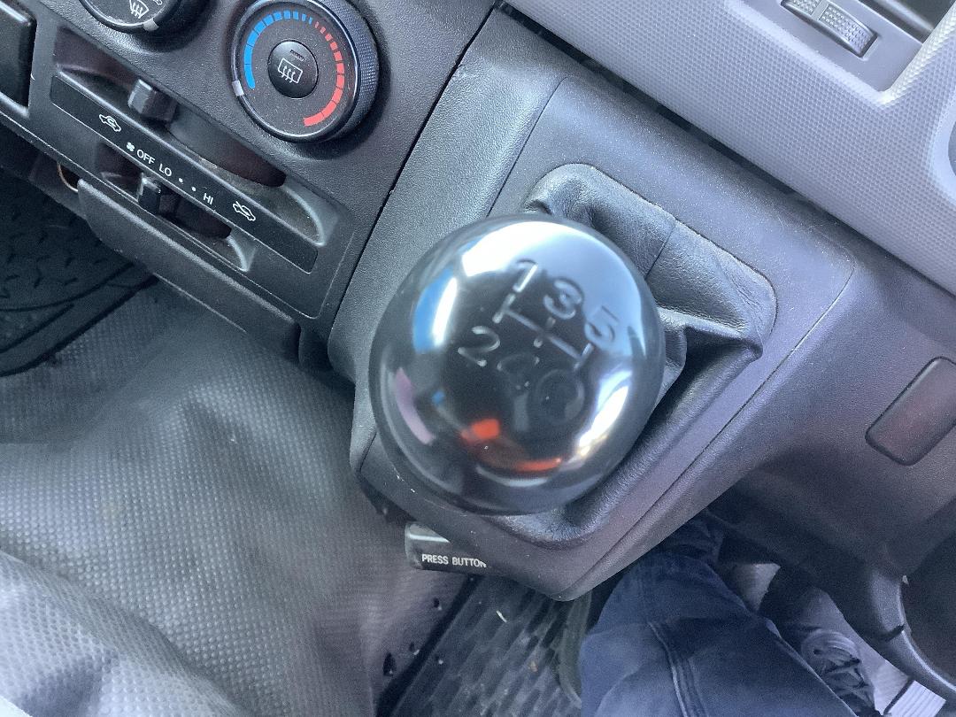 Photo '13' of Toyota Hiace Photo '13' of Toyota Hiace