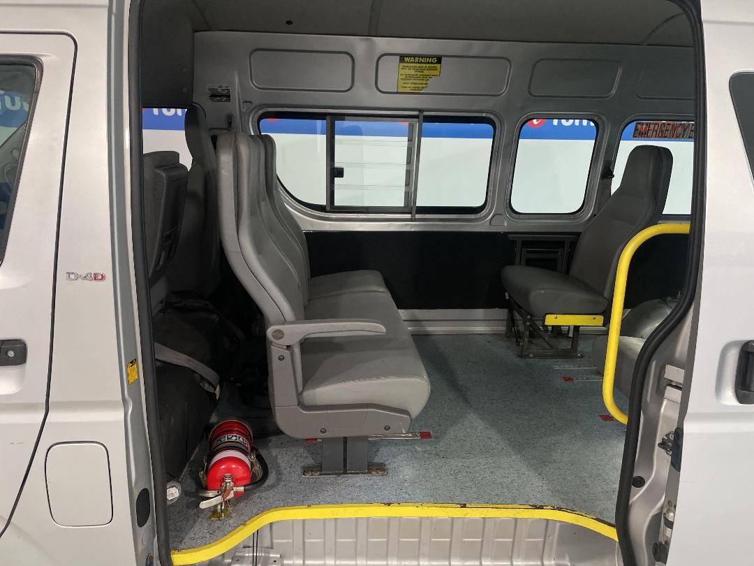 Photo '17' of Toyota Hiace Tdzx