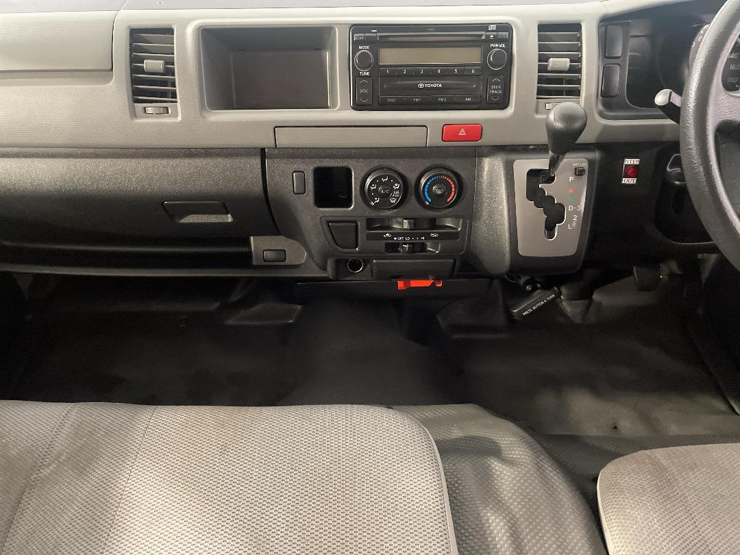 Photo '16' of Toyota Hiace Tdzx