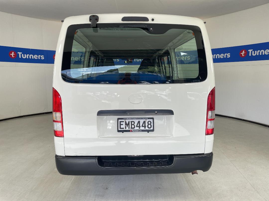 Photo '6' of Toyota Hiace Photo '6' of Toyota Hiace