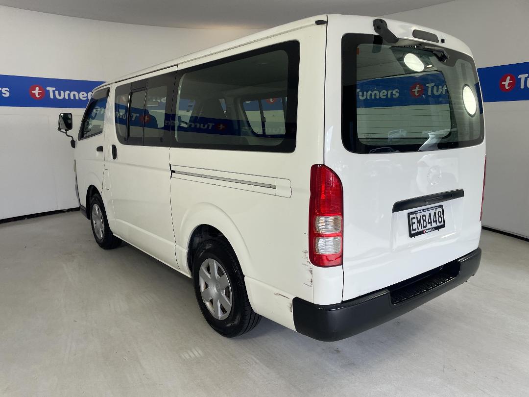 Photo '5' of Toyota Hiace Photo '5' of Toyota Hiace