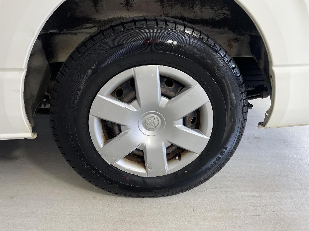 Photo '11' of Toyota Hiace Photo '11' of Toyota Hiace