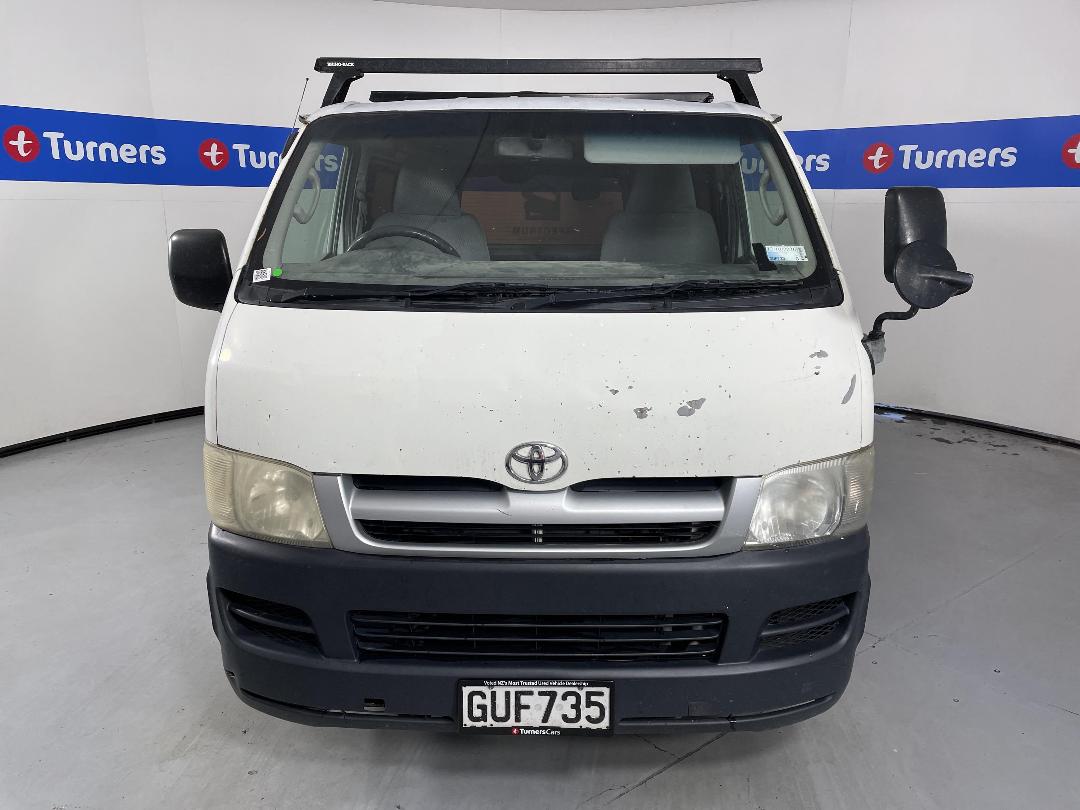 Photo '2' of Toyota Hiace