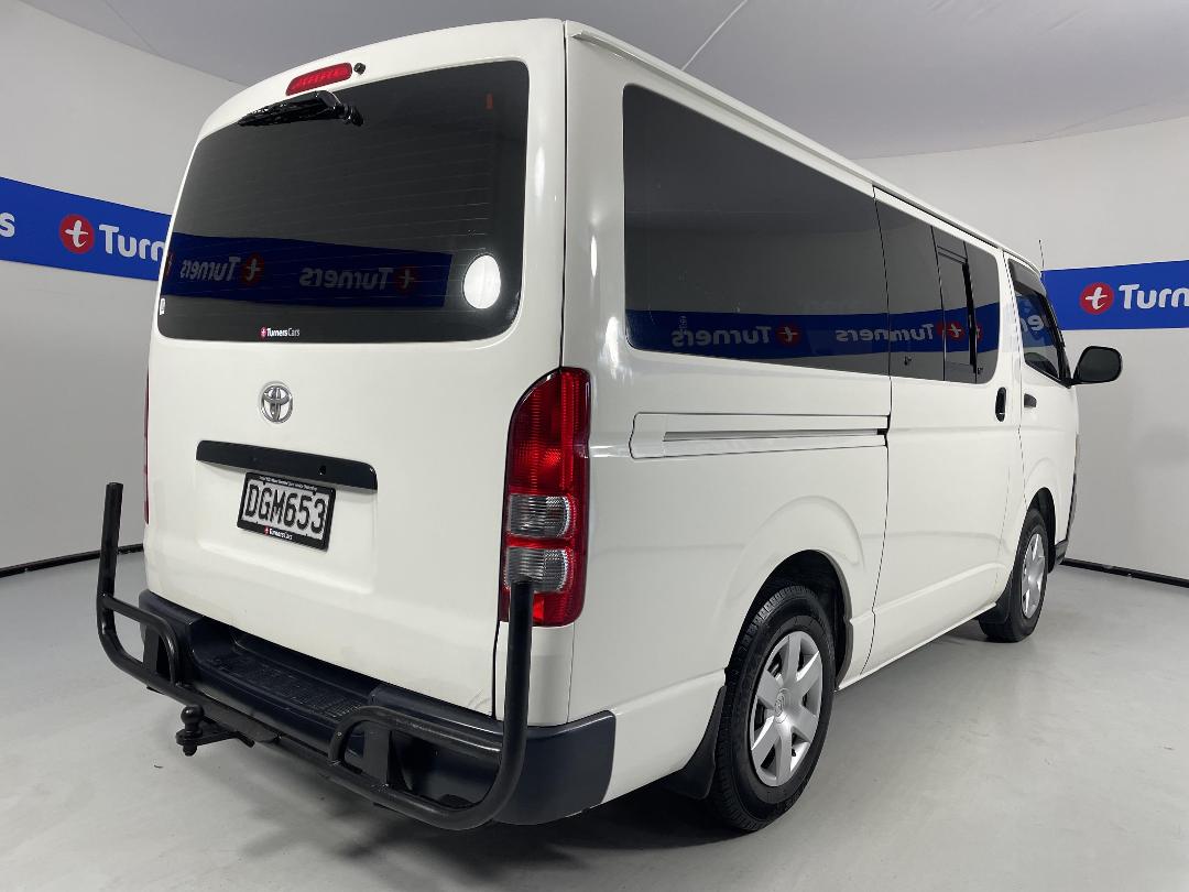 Photo '7' of Toyota Hiace Photo '7' of Toyota Hiace