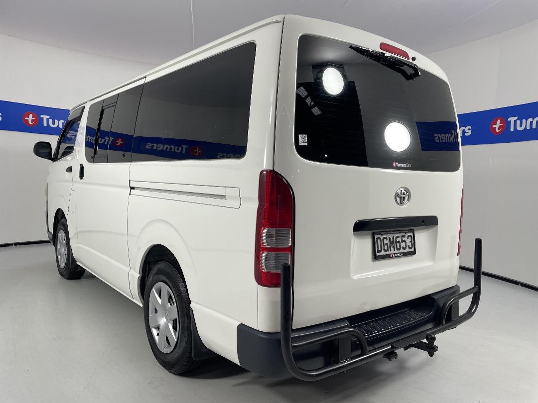 Photo '5' of Toyota Hiace Photo '5' of Toyota Hiace