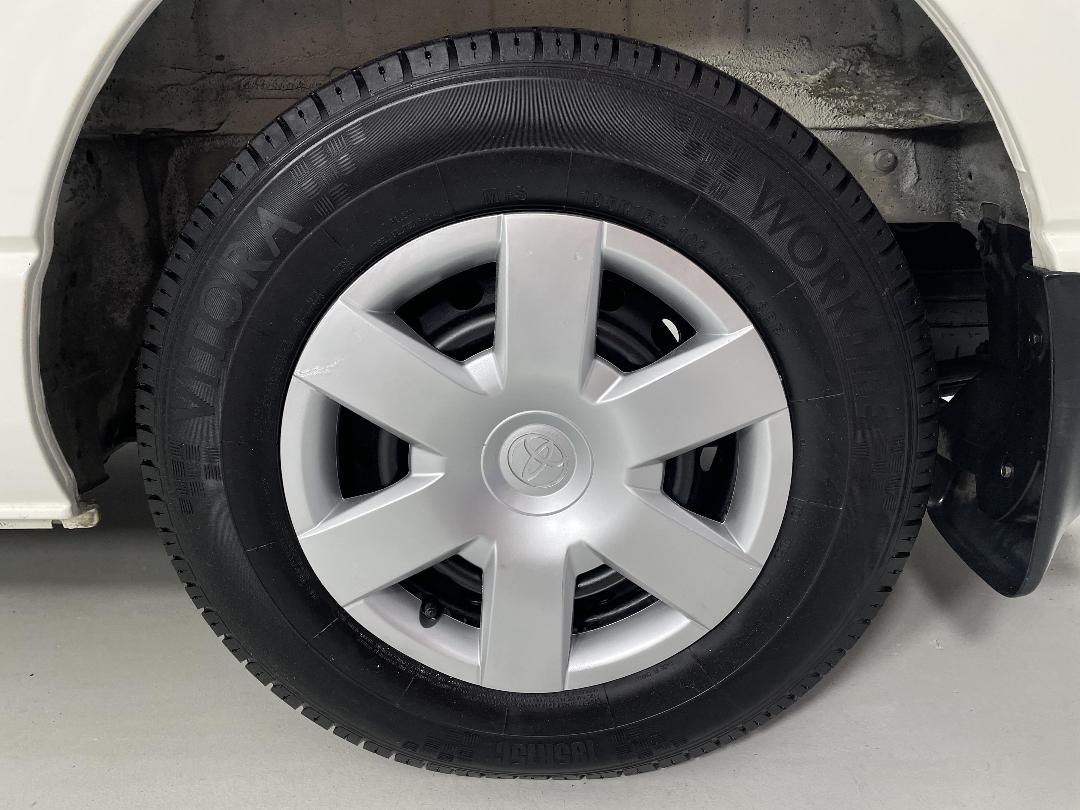 Photo '11' of Toyota Hiace Photo '11' of Toyota Hiace