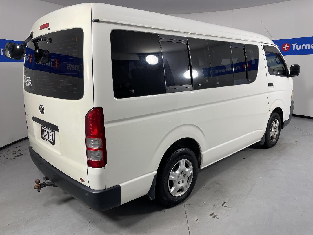 Photo '7' of Toyota Hiace