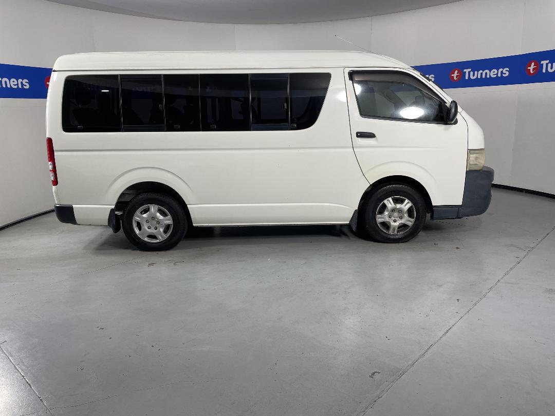 Photo '22' of Toyota Hiace