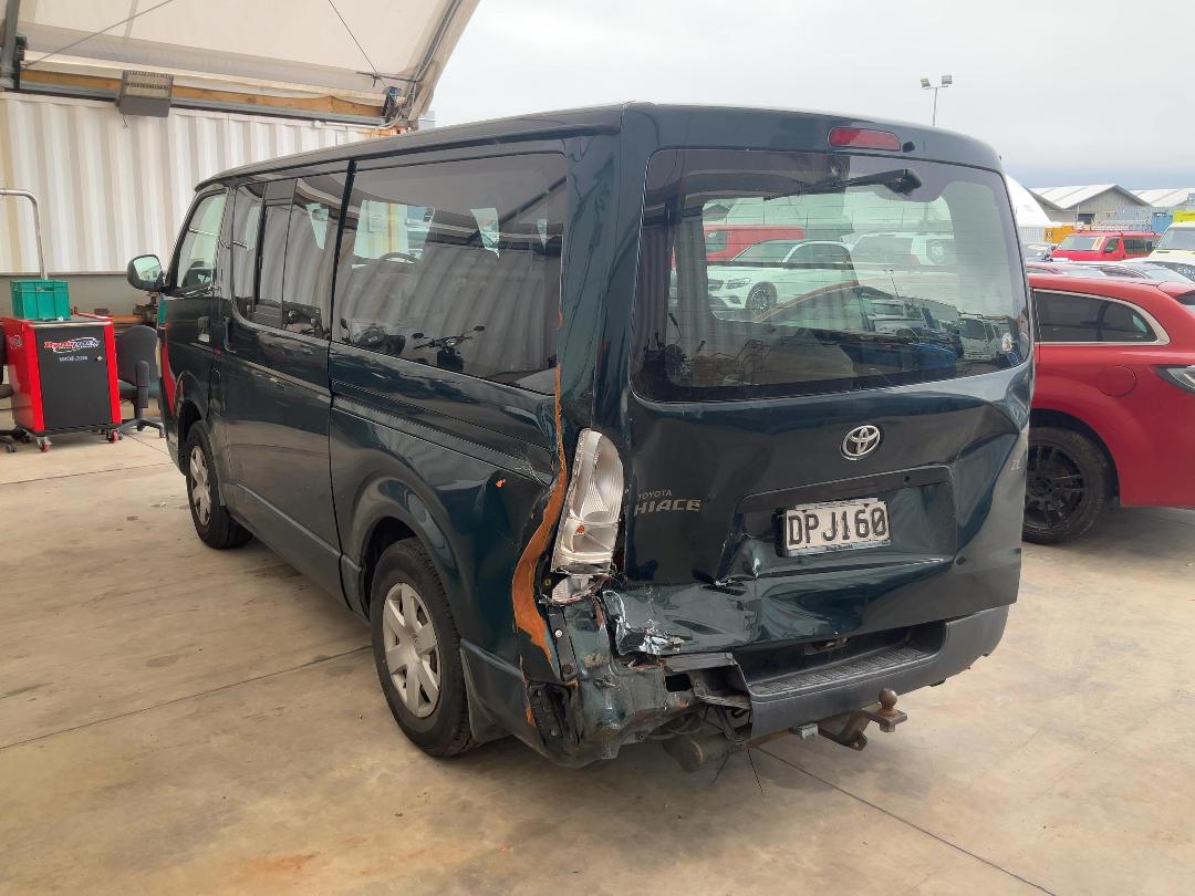 Photo '4' of Toyota Hiace ZL