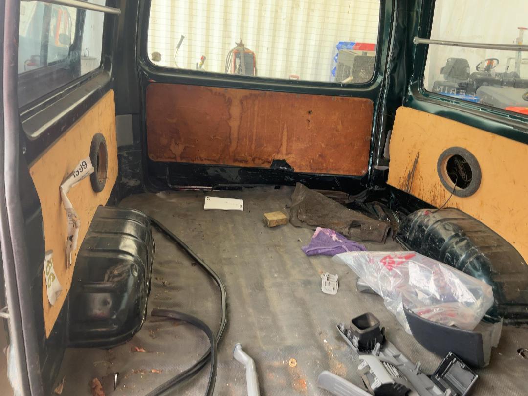 Photo '9' of Toyota Hiace ZL