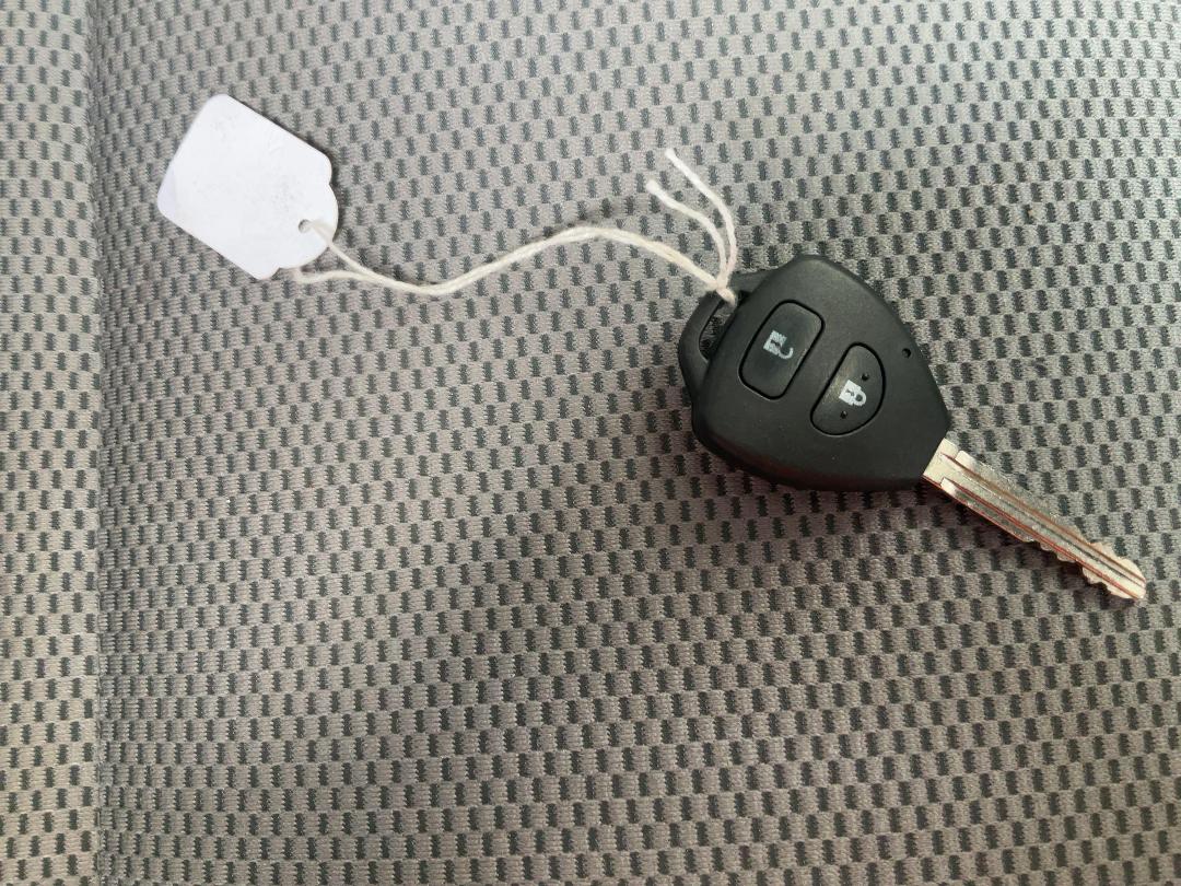 Photo '18' of Toyota Hiace ZL