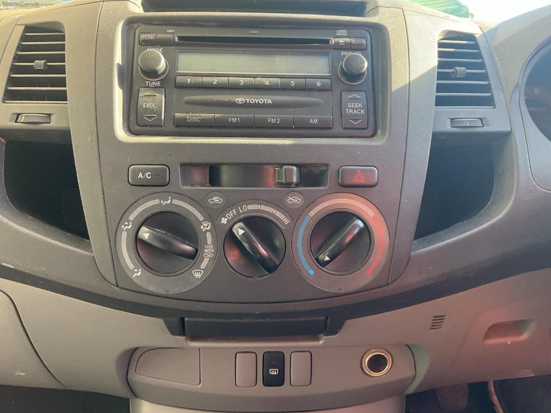 Photo '9' of Toyota Hilux TD DCU