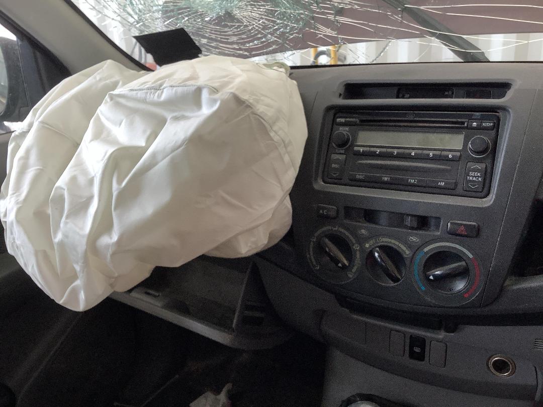 Photo '18' of Toyota Hilux TD D/C Photo '18' of Toyota Hilux TD D/C