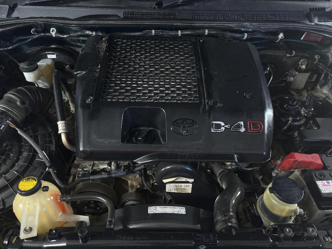 Photo '13' of Toyota Hilux