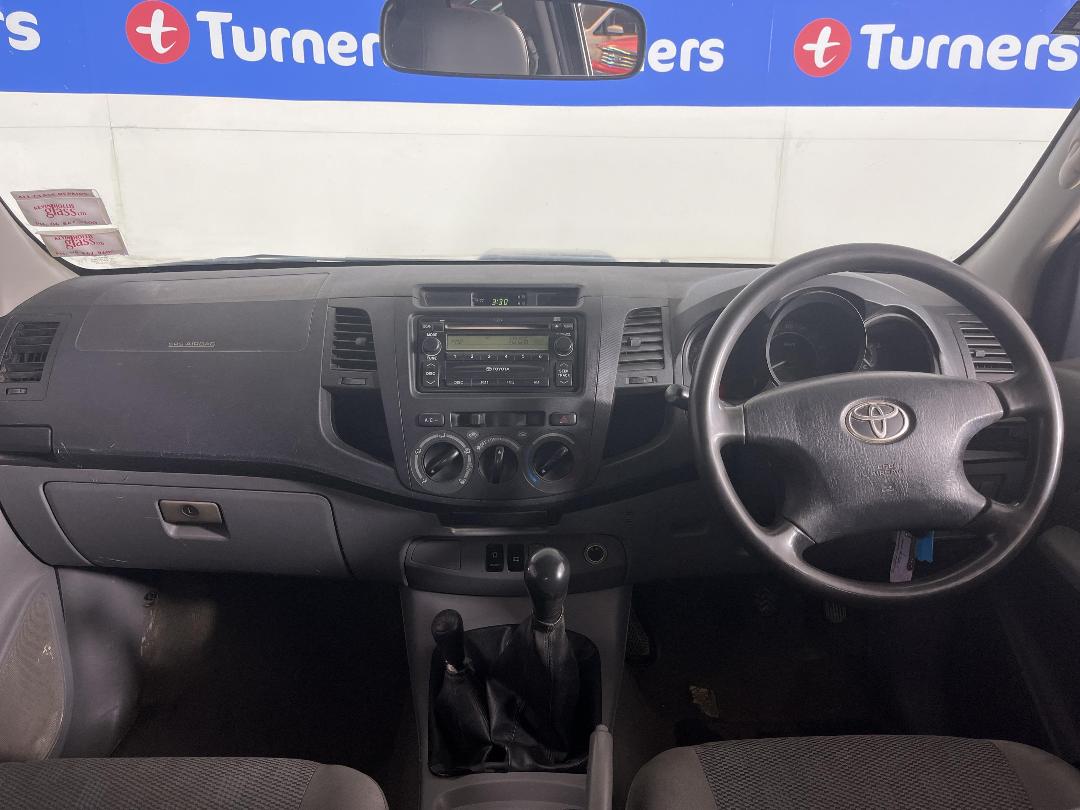 Photo '17' of Toyota Hilux