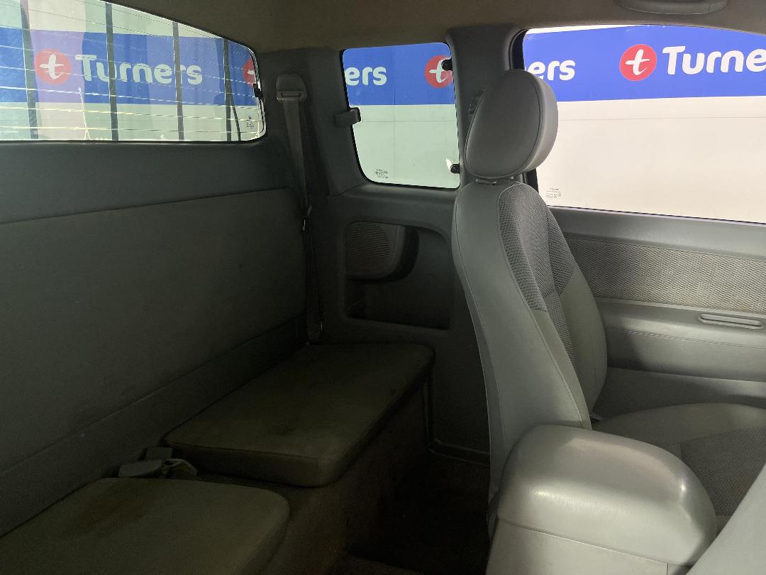 Photo '19' of Toyota Hilux