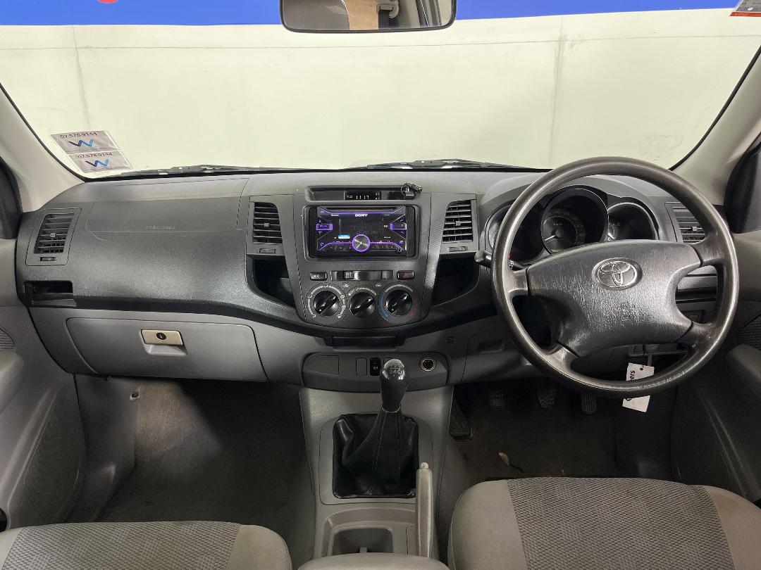 Photo '17' of Toyota Hilux