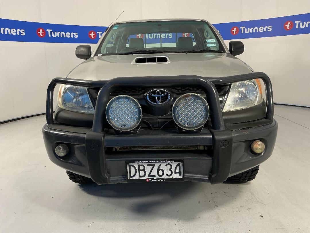 Photo '2' of Toyota Hilux