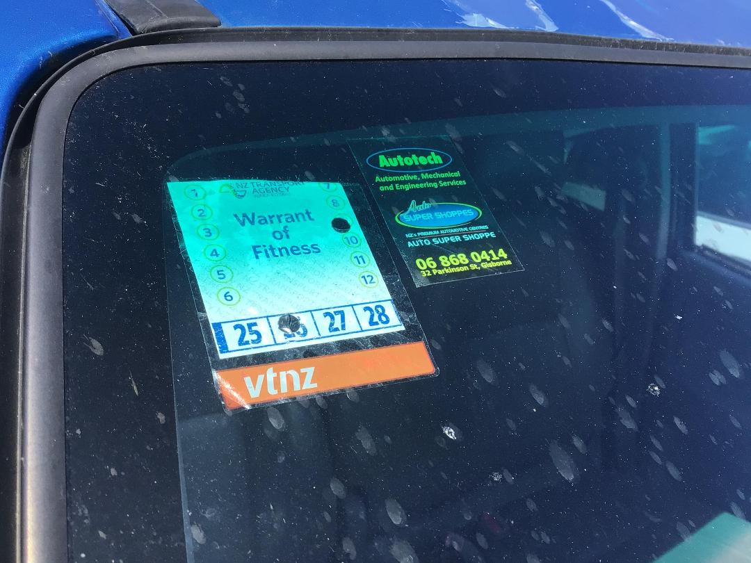 Photo '11' of Toyota Hilux D/C Photo '11' of Toyota Hilux D/C