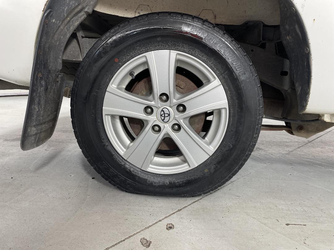 Photo '12' of Toyota Hilux Photo '12' of Toyota Hilux