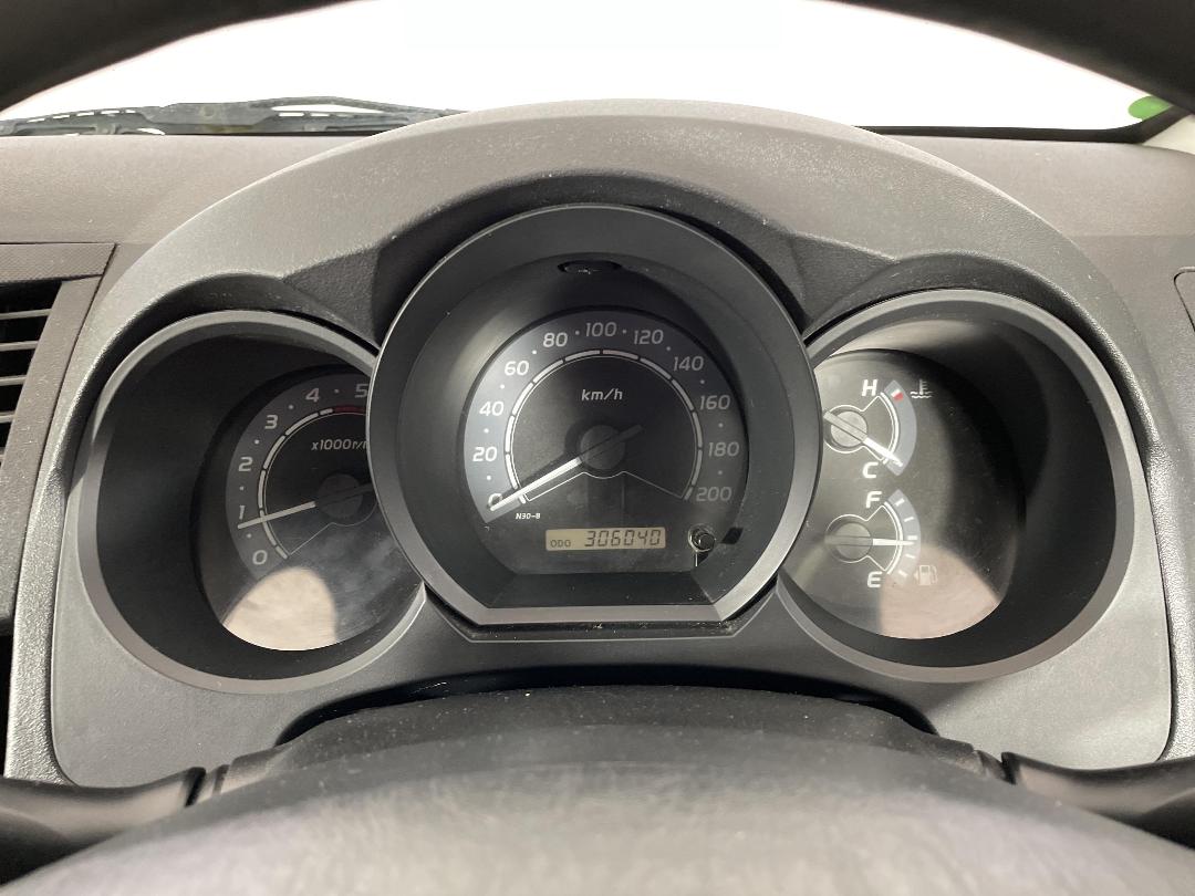 Photo '21' of Toyota Hilux Photo '21' of Toyota Hilux