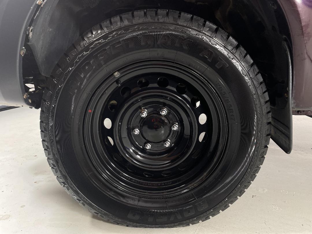 Photo '10' of Toyota Hilux