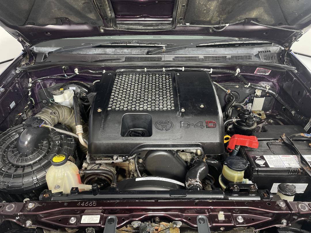 Photo '13' of Toyota Hilux