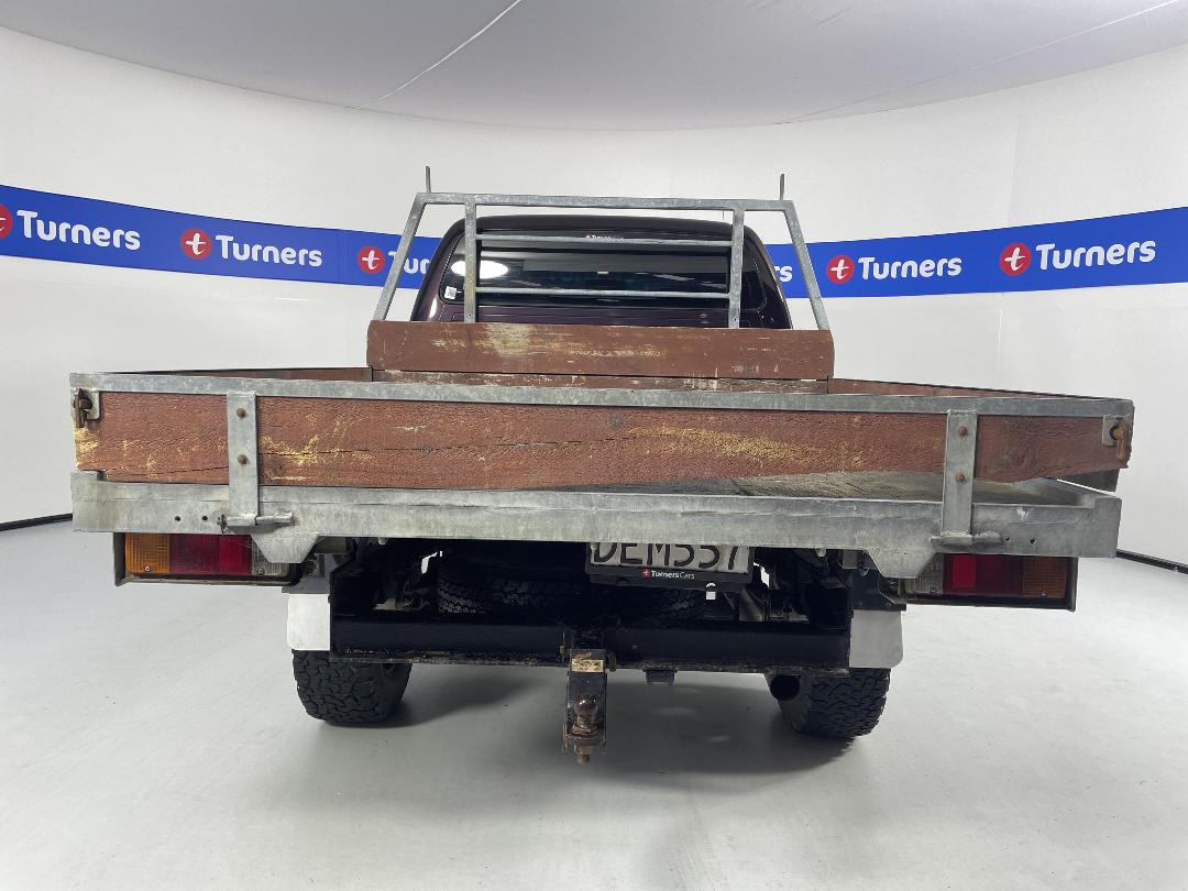 Photo '6' of Toyota Hilux