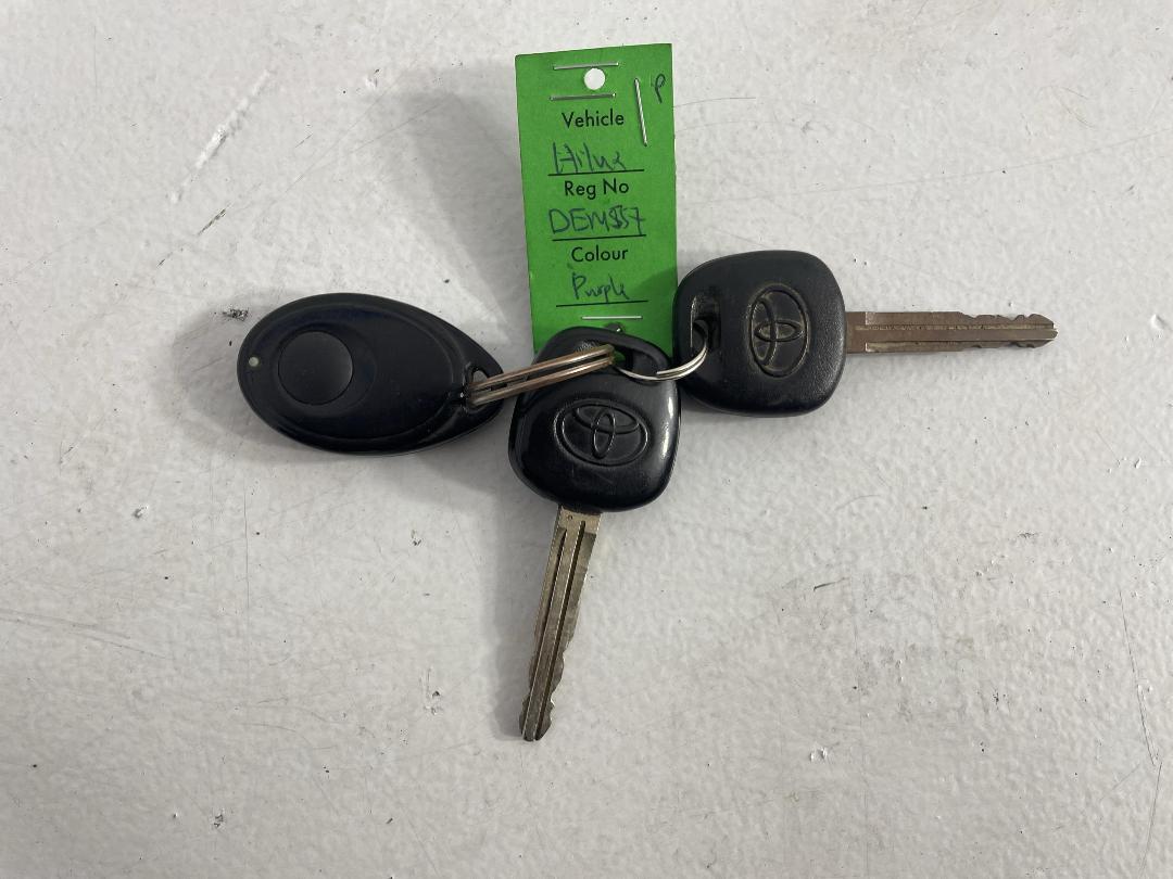 Photo '21' of Toyota Hilux