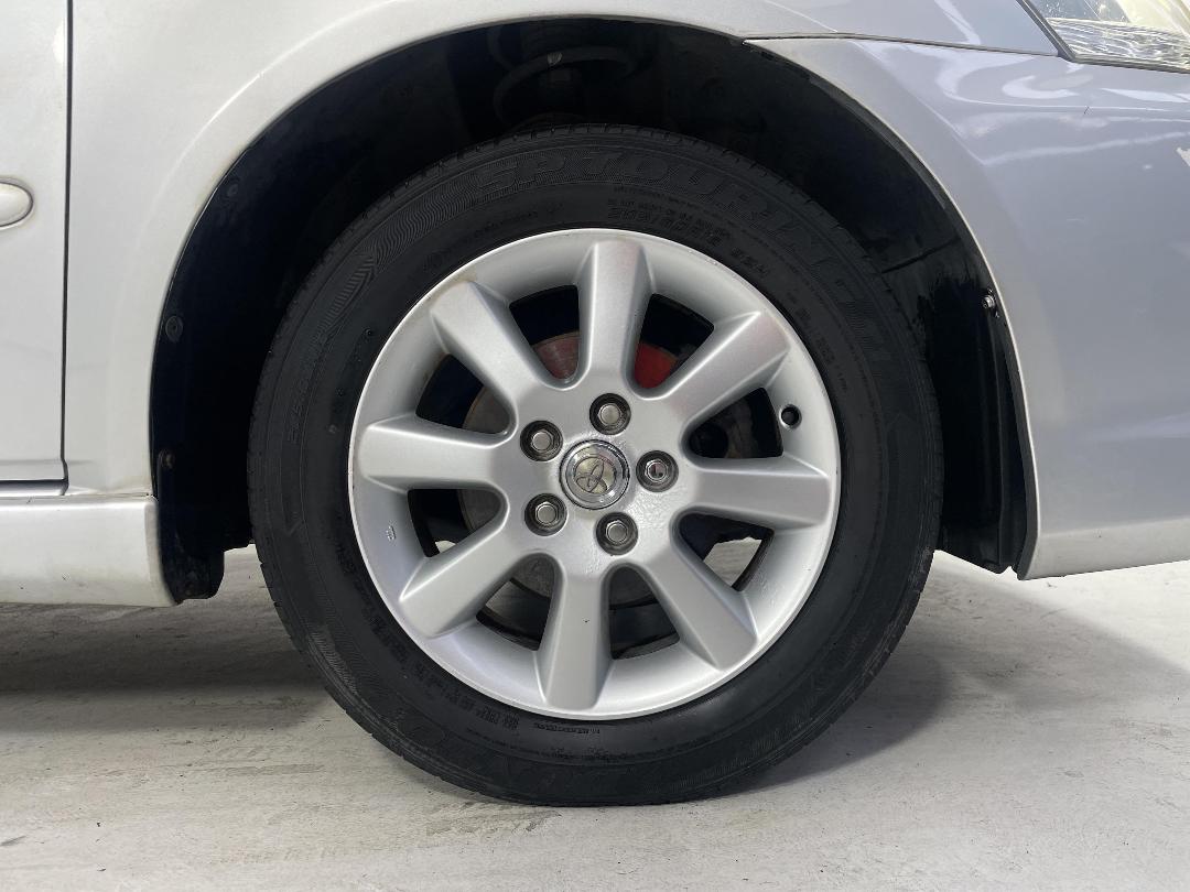 Photo '2' of Toyota Ipsum