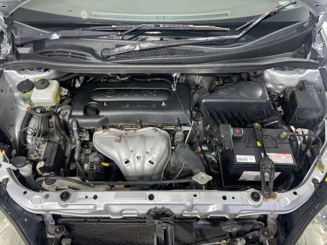 Photo '6' of Toyota Ipsum