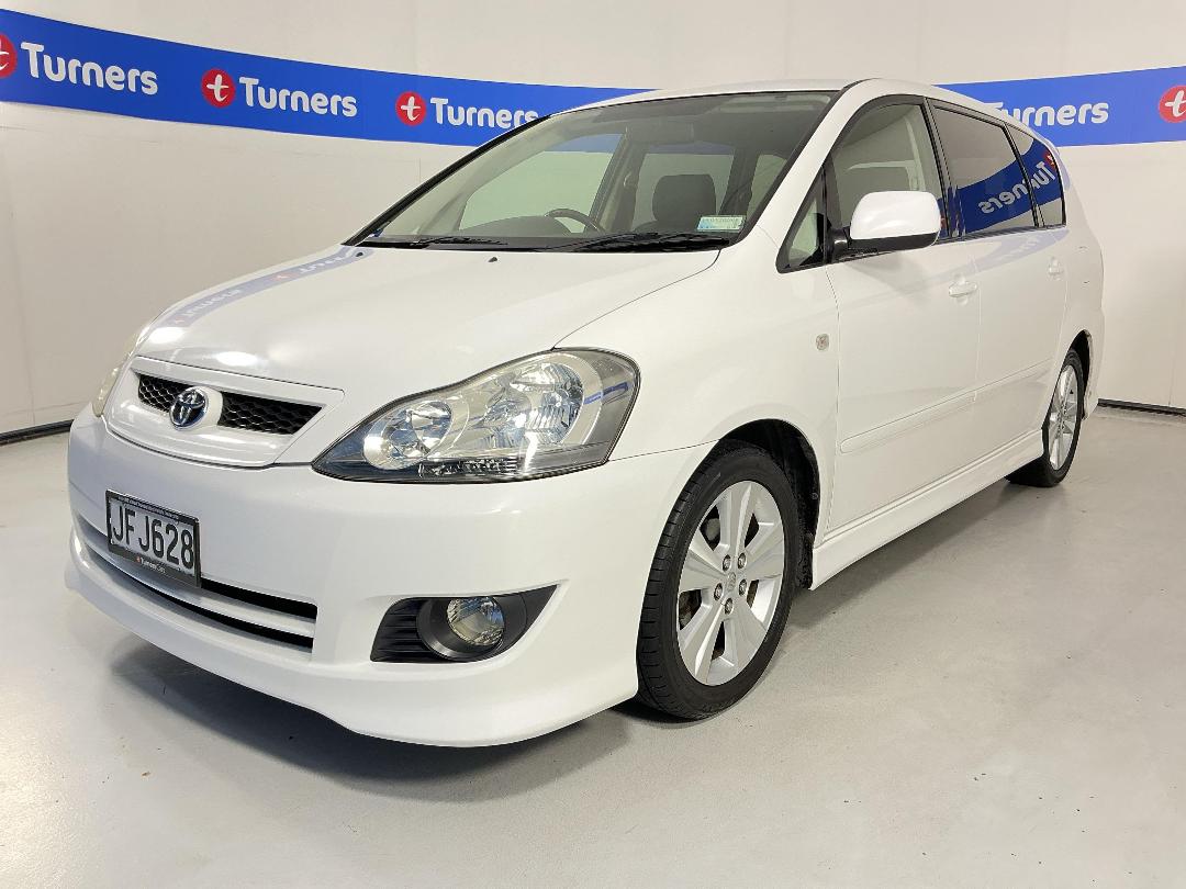 Photo '4' of Toyota Ipsum