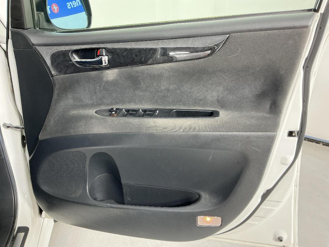 Photo '15' of Toyota Ipsum