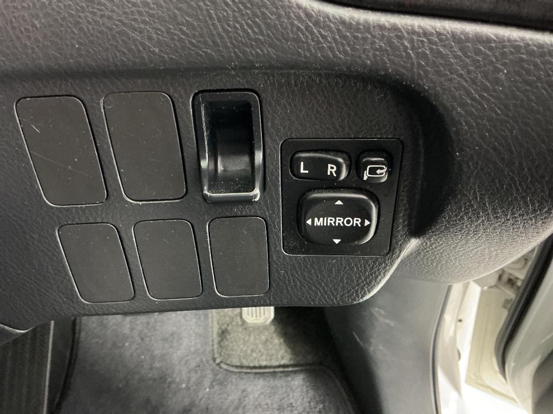 Photo '25' of Toyota Ipsum