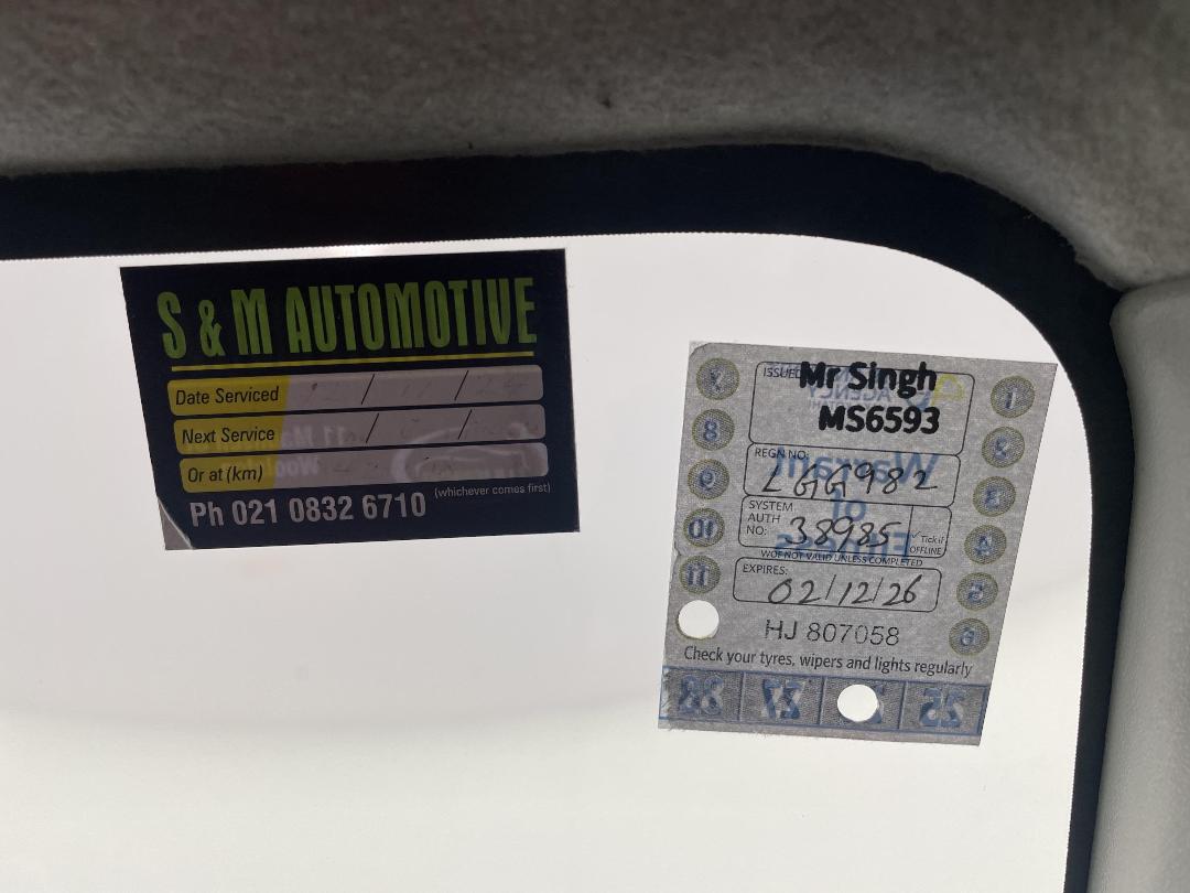 Photo '23' of Toyota IST