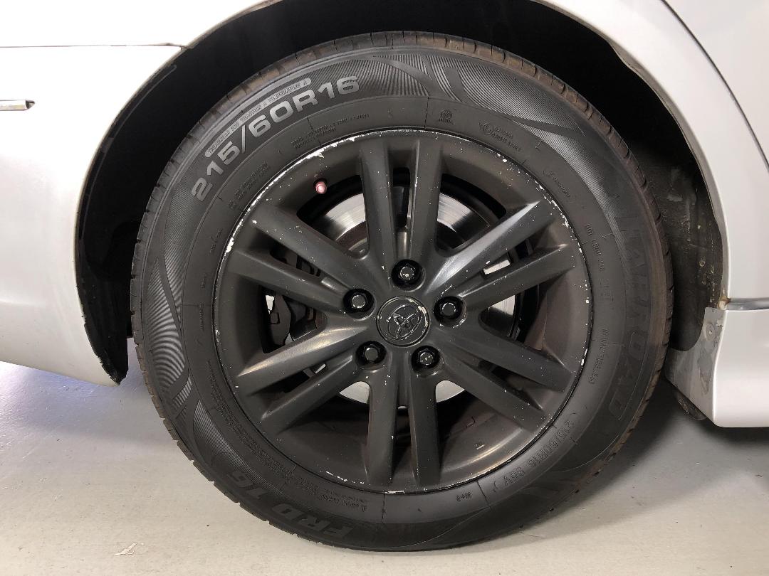 Photo '12' of Toyota Mark X