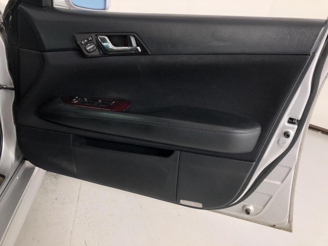 Photo '15' of Toyota Mark X