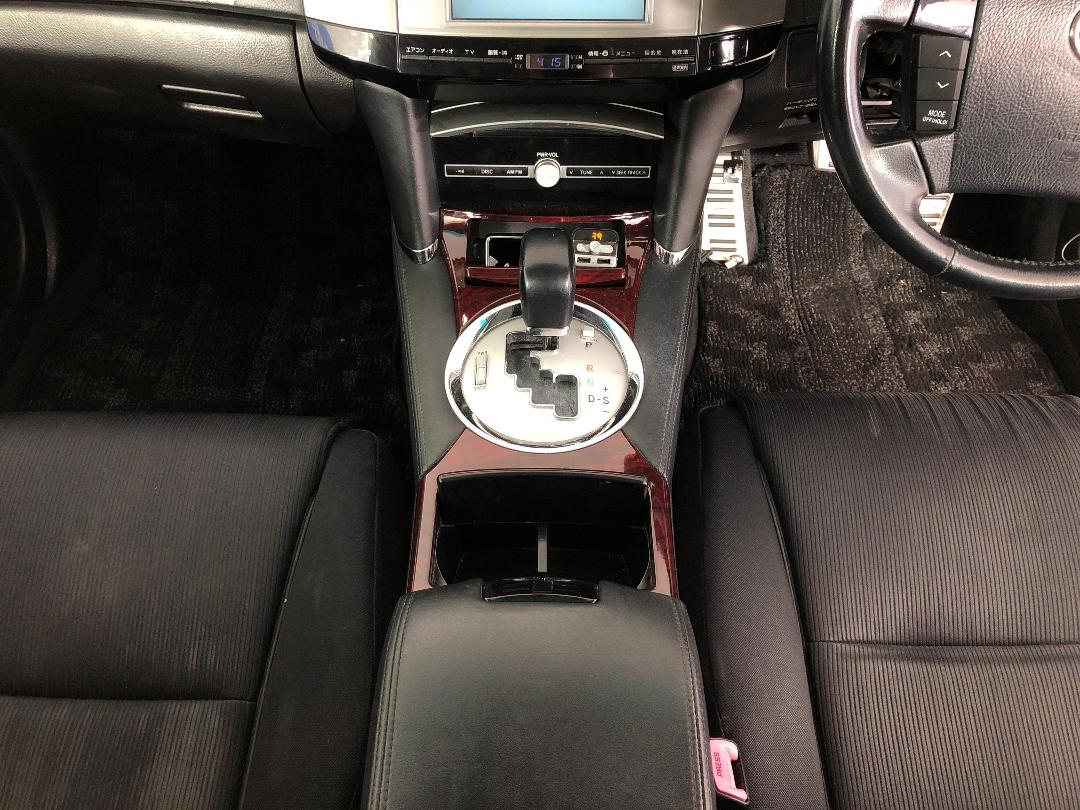 Photo '18' of Toyota Mark X